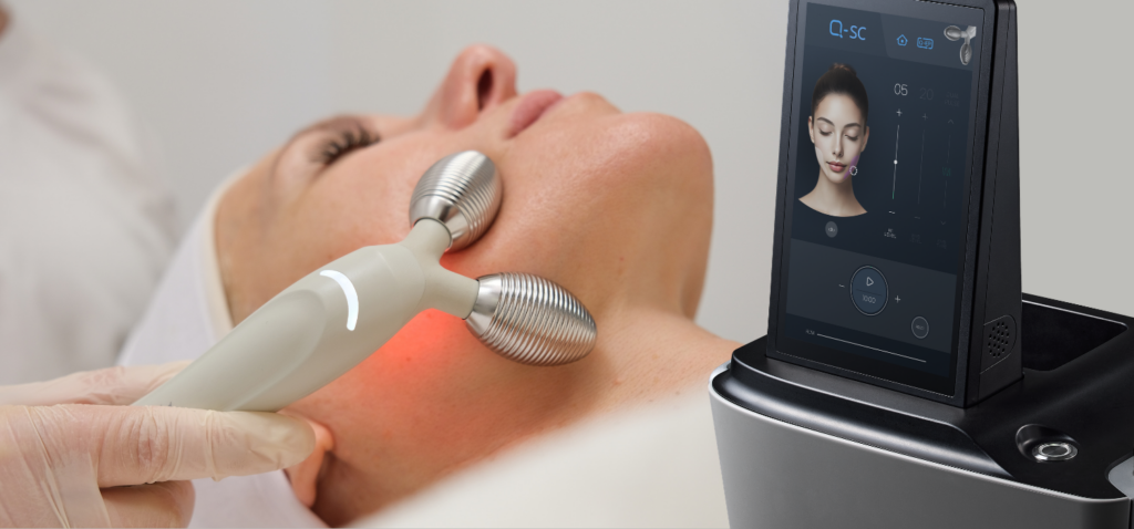 Achieve a non-surgical face lift with Apollo Quattro